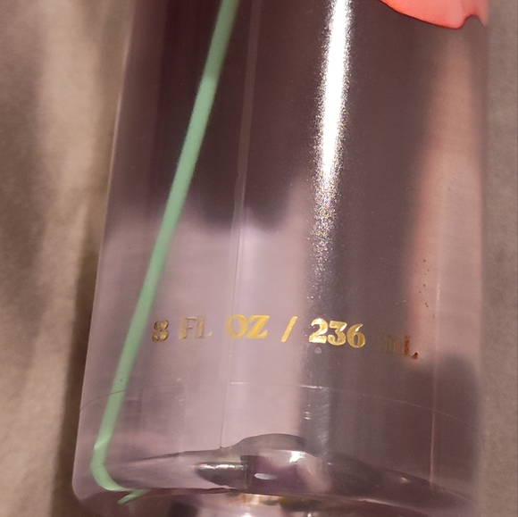 NWT!! Bath & Body Works Poppy Fragrance Mist 8oz - Picture 3 of 4